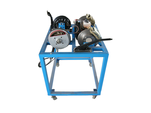 液壓制動系統(tǒng)展示拆裝臺(圖1) 液壓制動系統(tǒng)展示拆裝臺