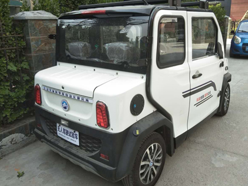 無人駕駛汽車制動原理實(shí)驗(yàn)臺(圖1) 無人駕駛汽車制動原理實(shí)驗(yàn)臺