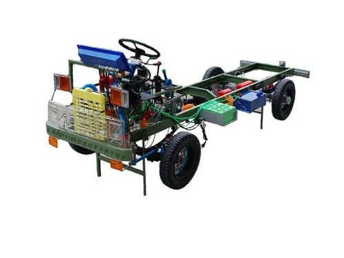 東風EQ1118G型透明整車教學模型(圖1)